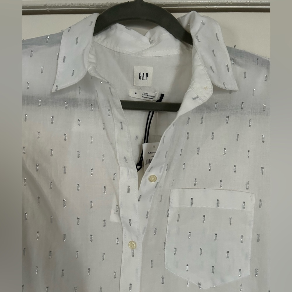 NWT Metallic Fitted Boyfriend Shirt